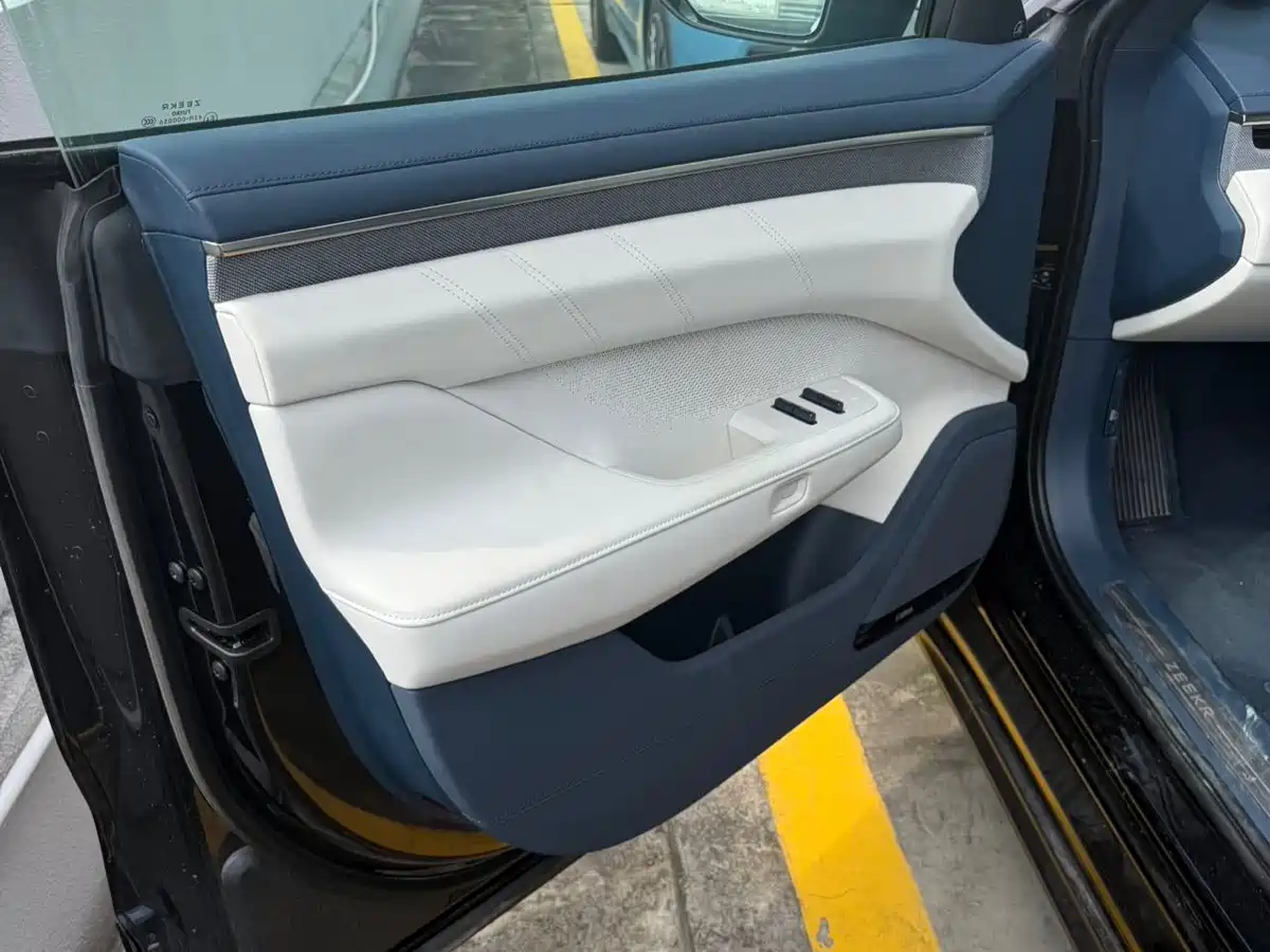 ZEEKR 001 2025 2025 YOU Edition 100kWh AWD