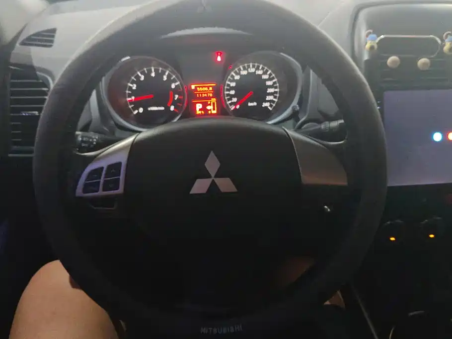 Mitsubishi ASX 2015 2015 2.0L CVT 2WD Elite Edition