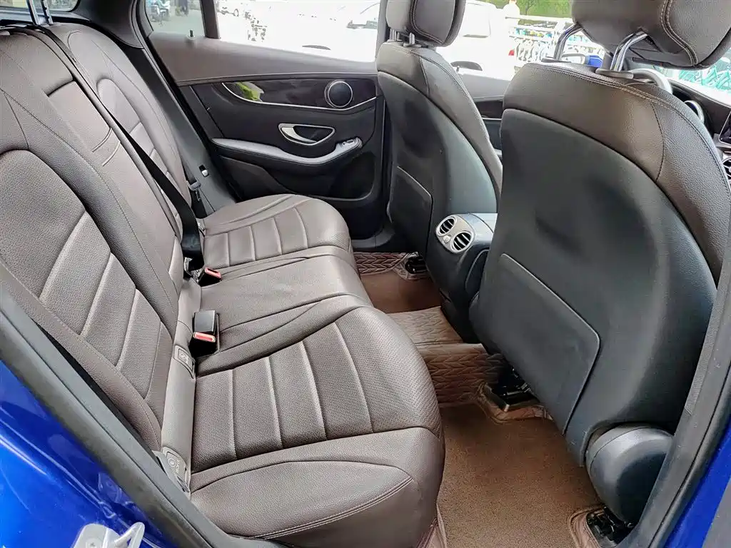 Mercedes-Benz GLC 2018 Facelift GLC 260 4MATIC Luxury фото 11