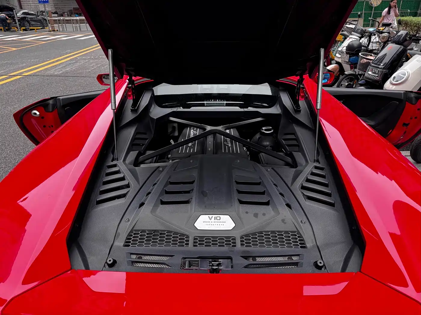 LAMBORGHINI HURACÁN