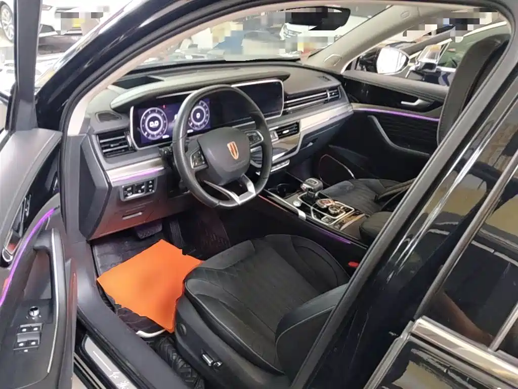 Hongqi HS5 2022 Facelift 2.0T Smart Flag Enjoyment Edition фото 16