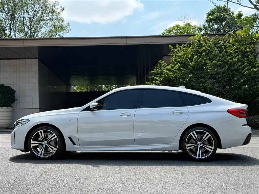 BMW 6 Series GT 2021 630i M Sport Package фото 18