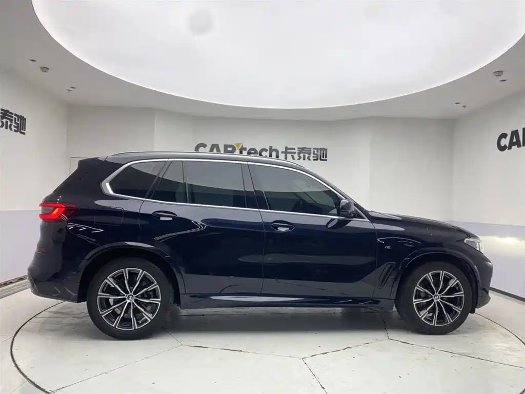 BMW X5 (Import) 2019 xDrive40i M Sport Package фото 4