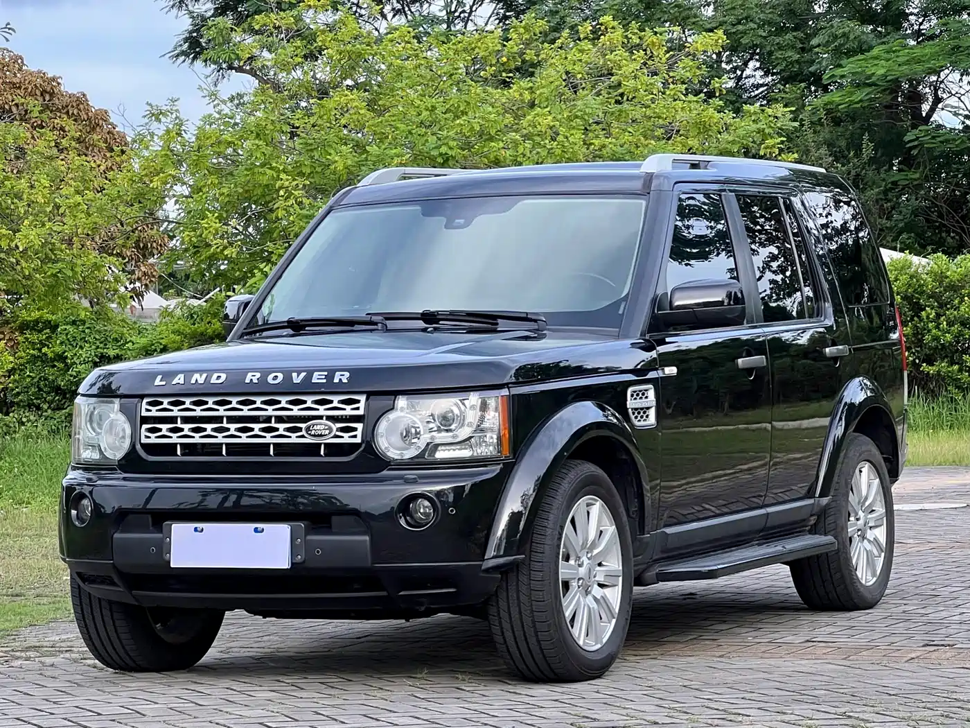 Фото 1 - Land Rover Discovery