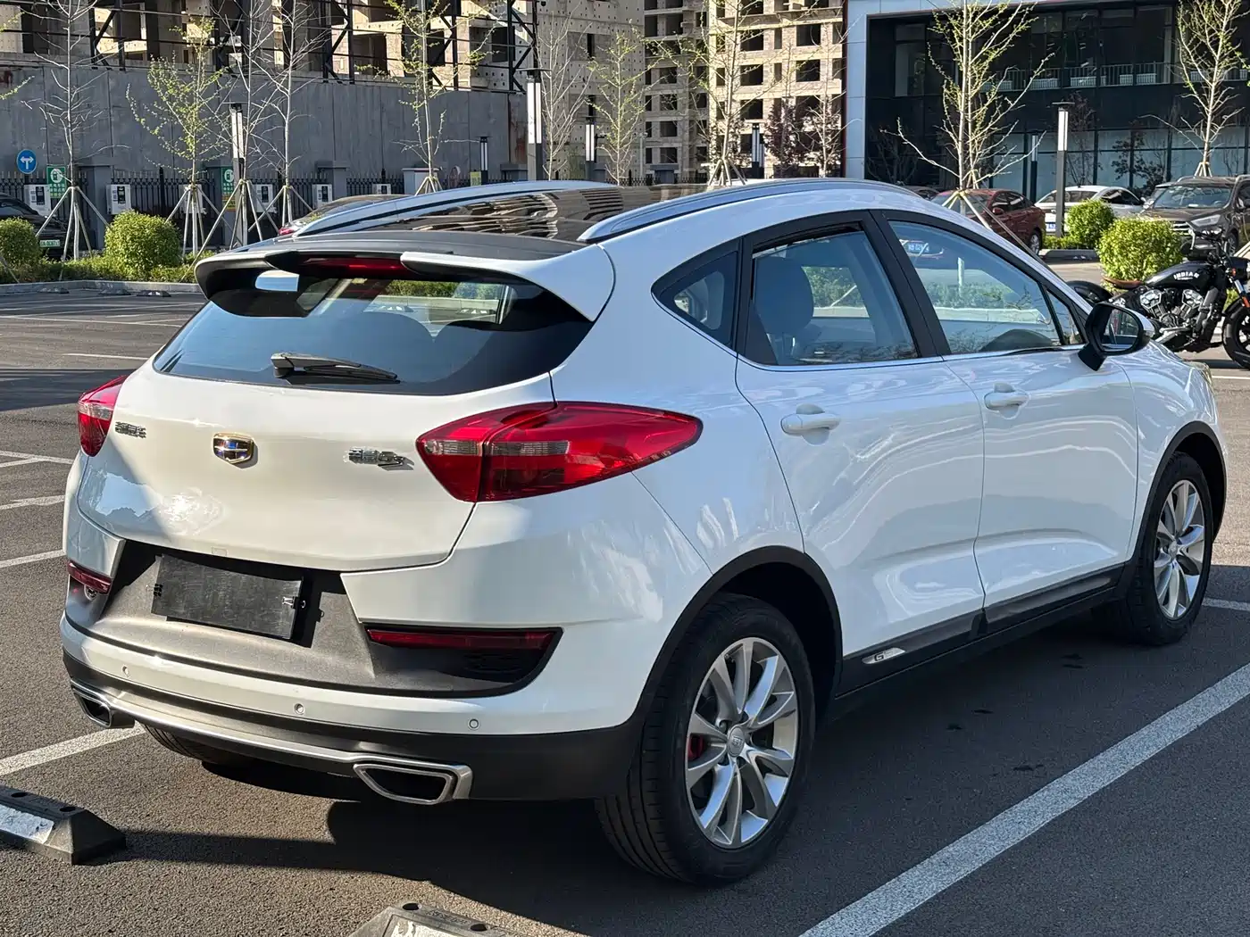Photo 6 - Geely Emgrand GS