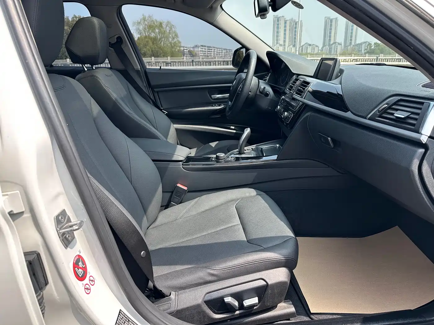 BMW 3 Series 2017 320Li Fashion фото 5