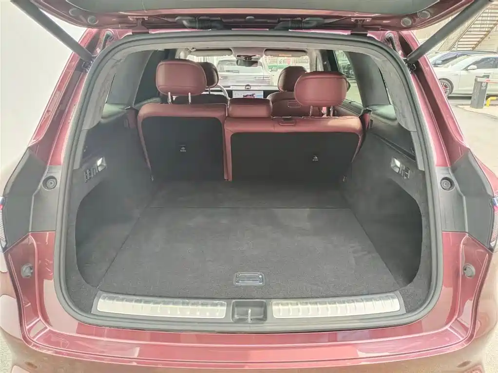 AITO Wenjie AITO M8 2025 Model Extended Range Ultra Edition 53.4kWh 5-Seater фото 8