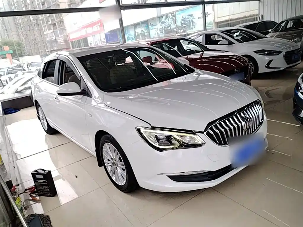 Buick Excelle 2016 15N Automatic Elite фото 4
