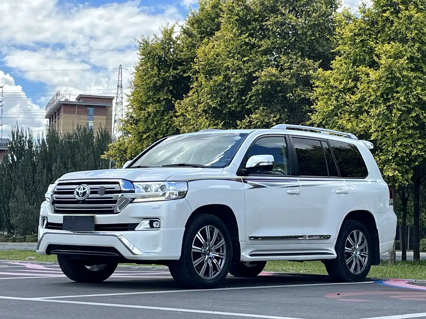 Toyota Land Cruiser (Import) 2018