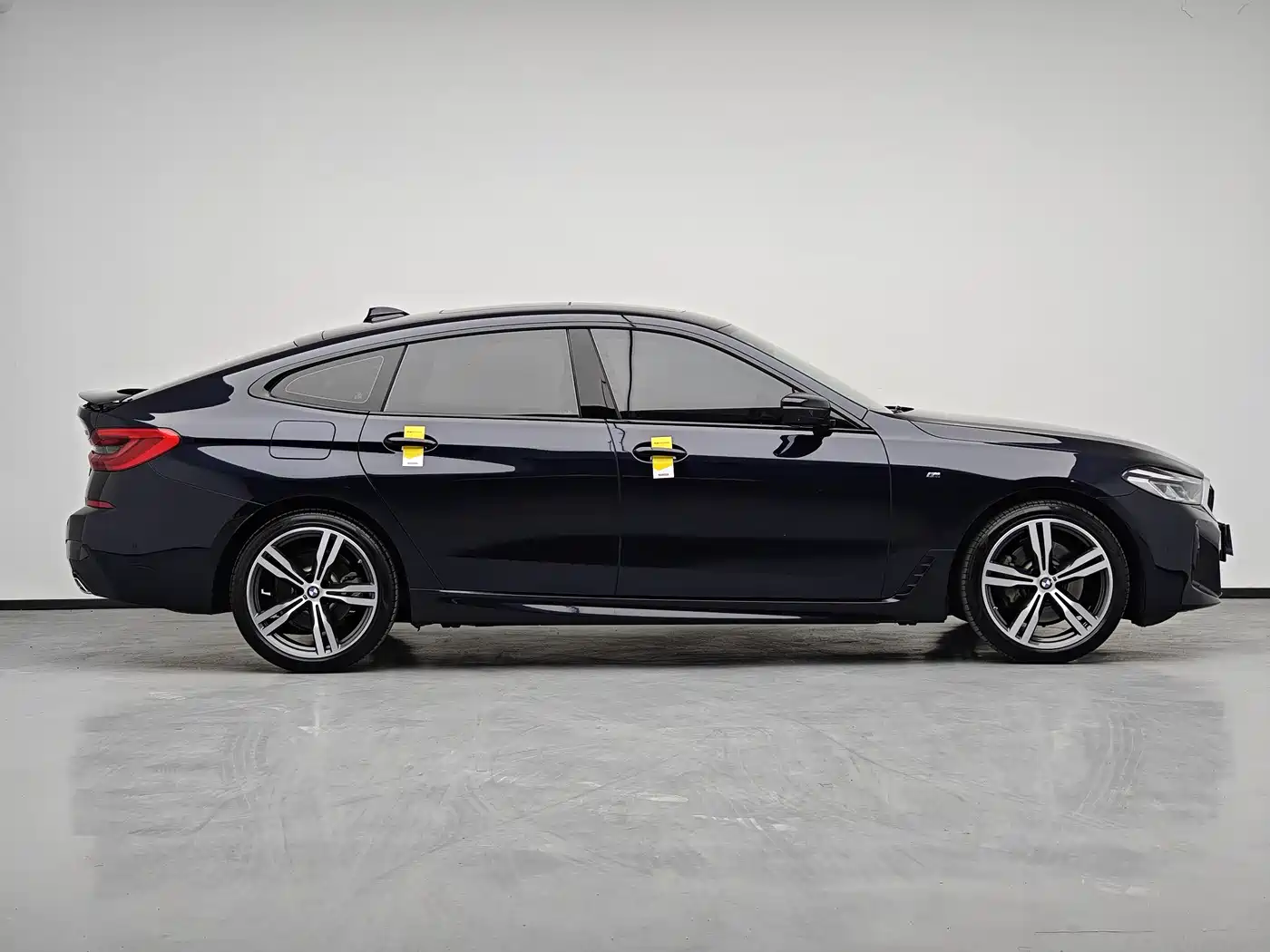 BMW 6 Series GT 2022 Model 630i M Sport Package фото 14