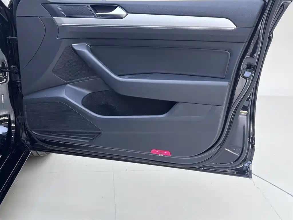 Volkswagen Magotan 2020 280TSI DSG Comfort фото 19