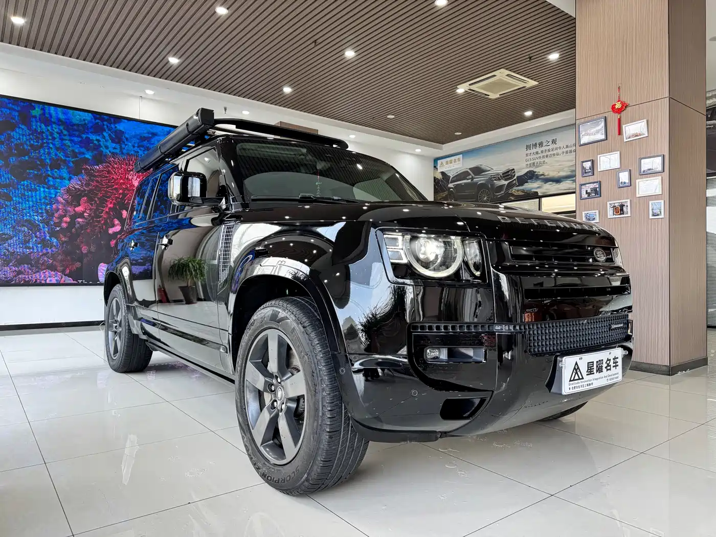 Land Rover Defender 2023 Facelift 110 3.0T P400 X-DYNAMIC HSE фото 2