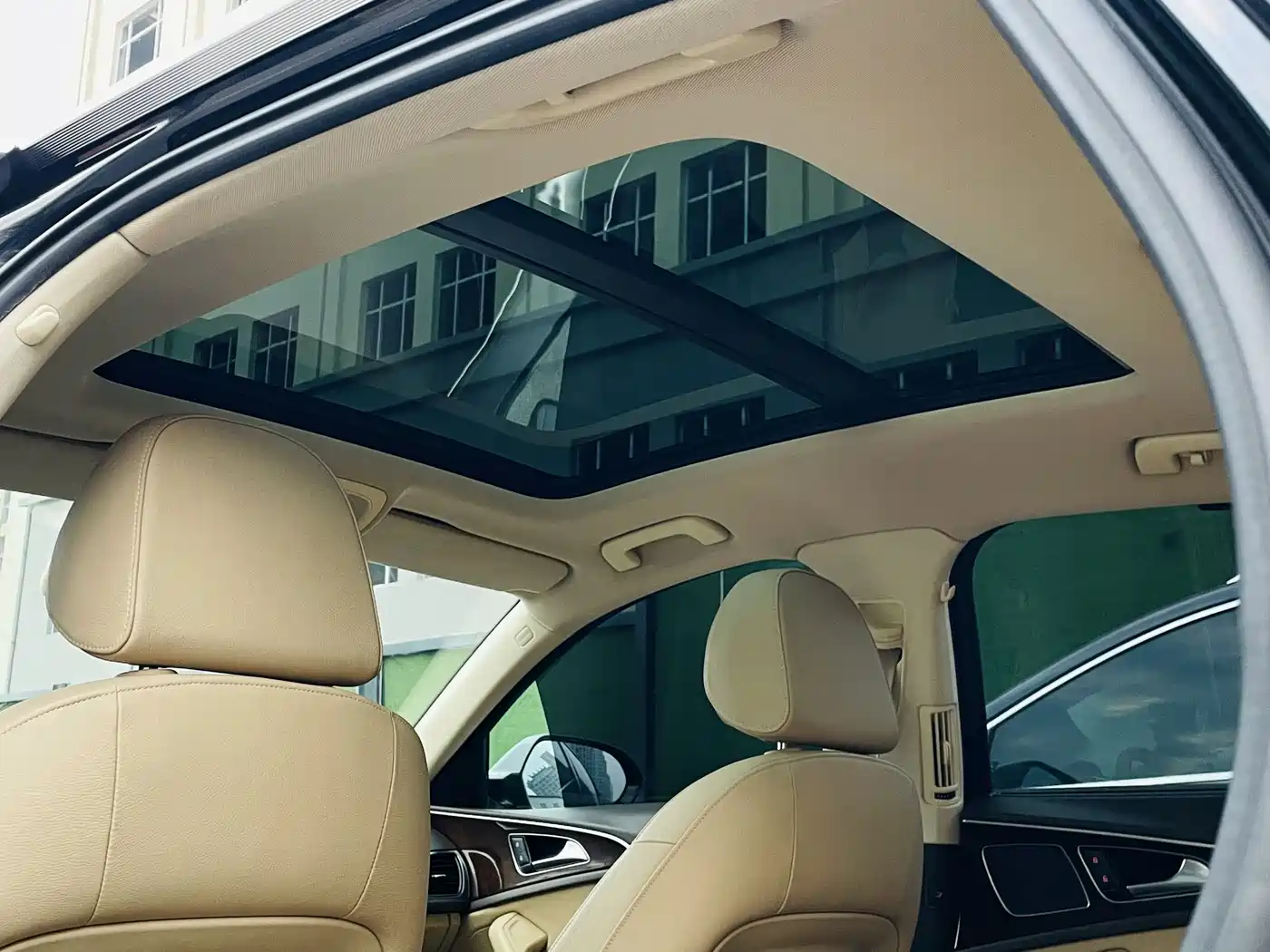 Audi A6L 2012 30 FSI Comfort фото 10