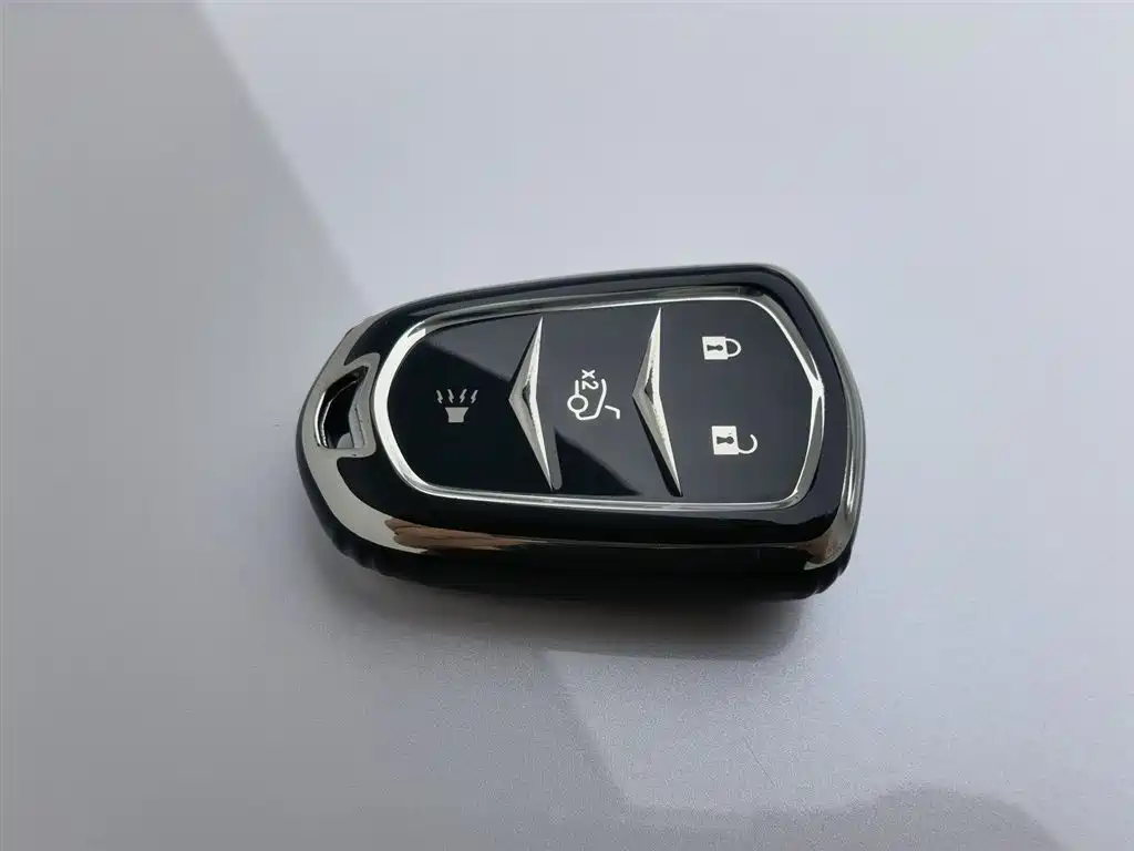 Cadillac XT4 2018 Model 28T 2WD Luxury фото 19