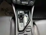 صورة 11 - Lynk & Co 02
