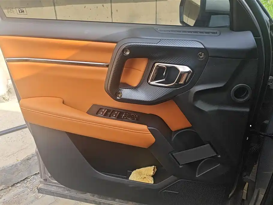 Haval Second-Generation Big Dog New Energy 2023 DHT-PHEV 105km Trendy Electric Edition Plus фото 7