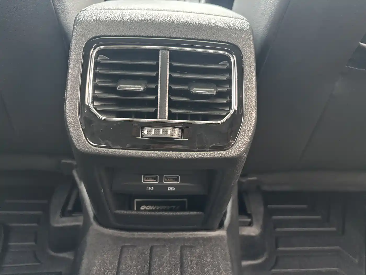 Volkswagen Lamando 2021 280TSI DSG Comfort Edition фото 11