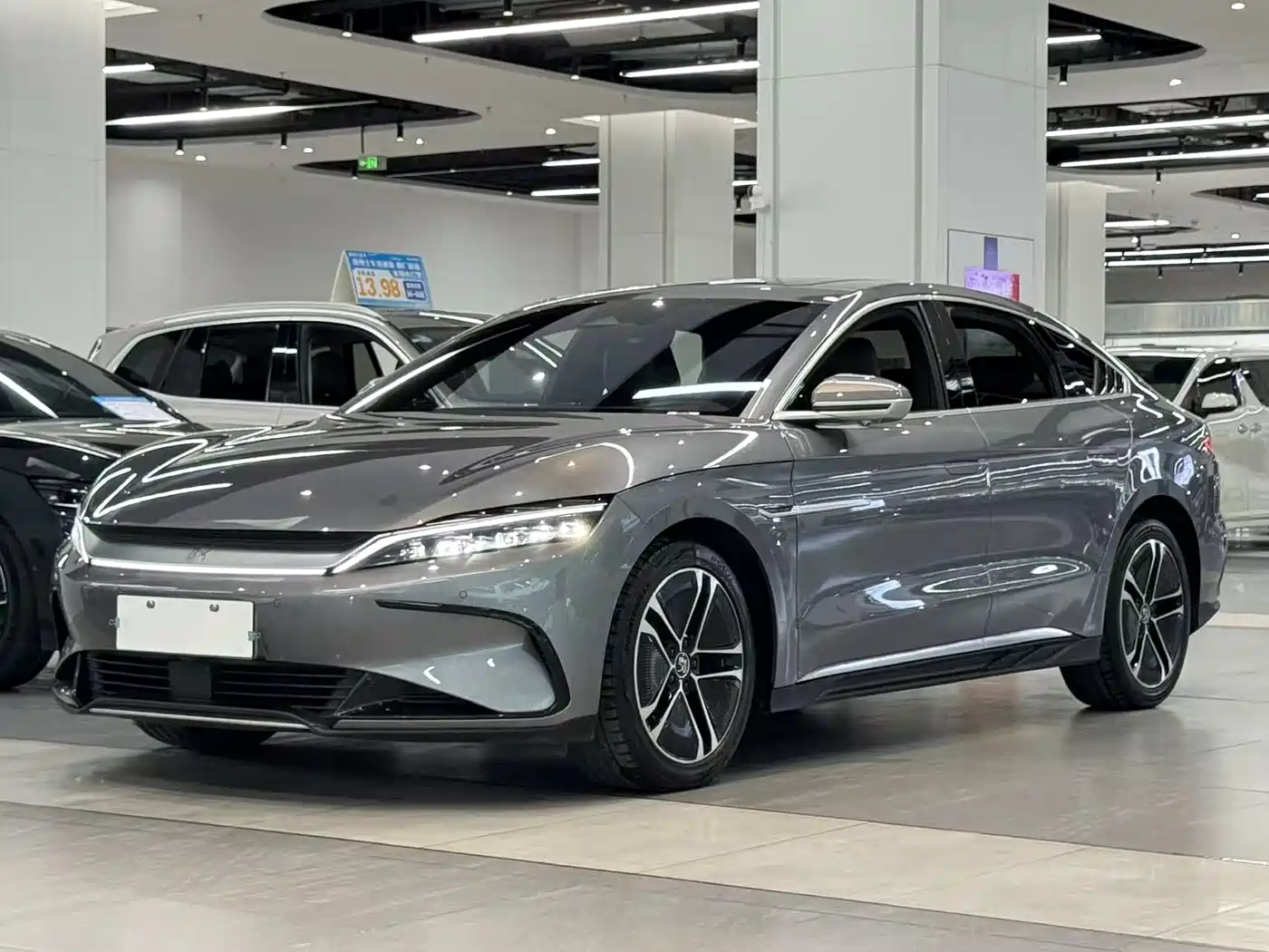 BYD Han 2023 EV Champion Edition 605KM FWD Premium