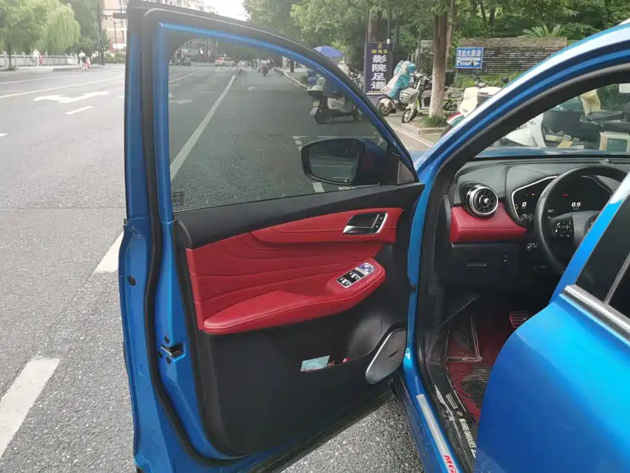 MG HS 2018 2018 30T Automatic 2WD Trophy Hormone Super Burn Edition China V