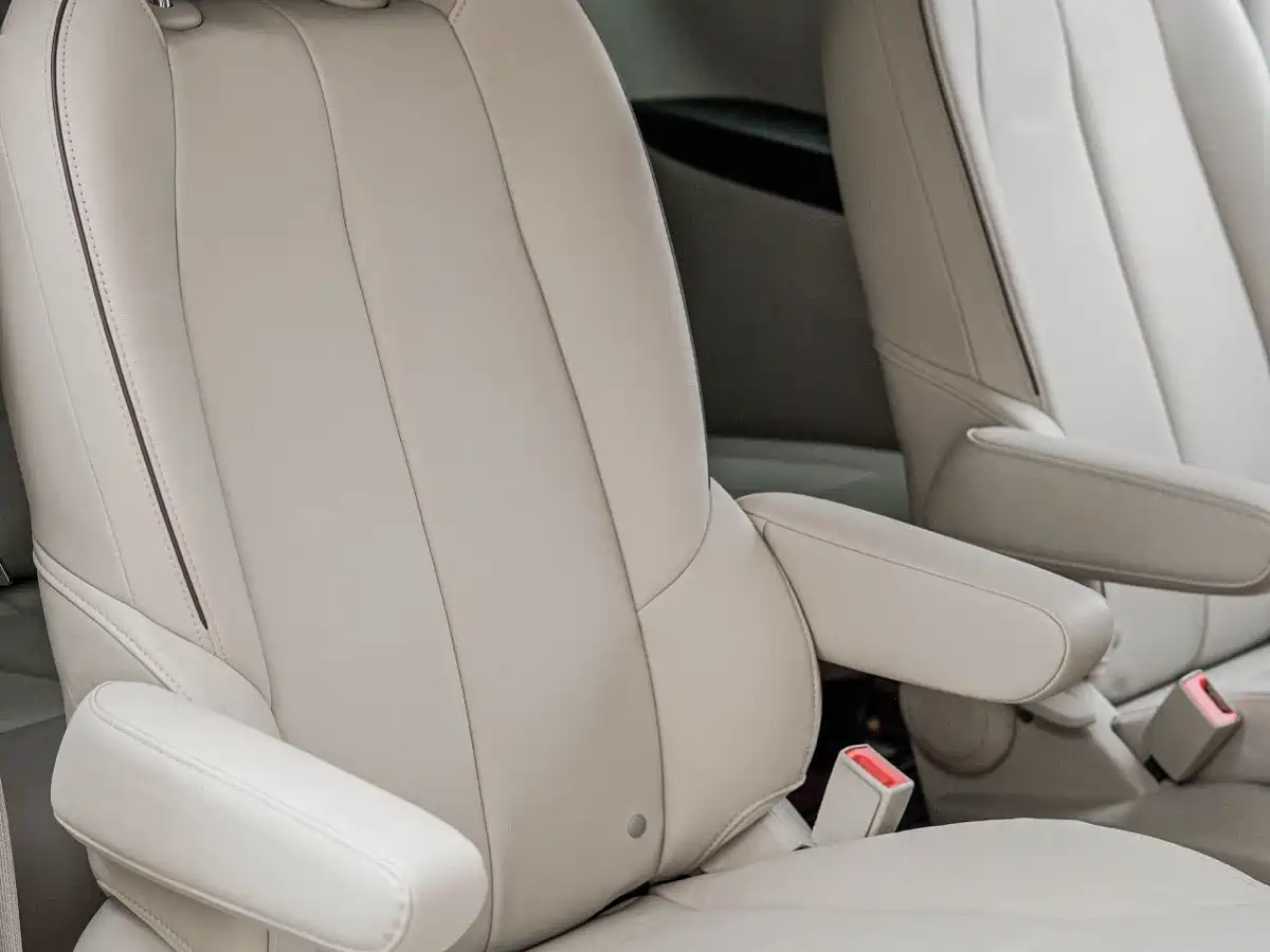 Buick GL8 2020 Model Land Business Class 652T Luxury фото 13