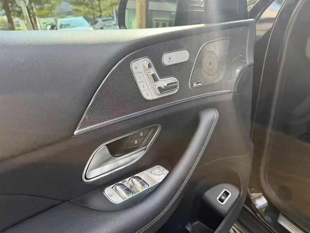 Mercedes-Benz GLE 2022 GLE 450 4MATIC Luxury фото 9