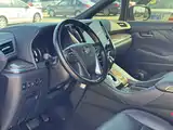 Фото 7 - Toyota Vellfire