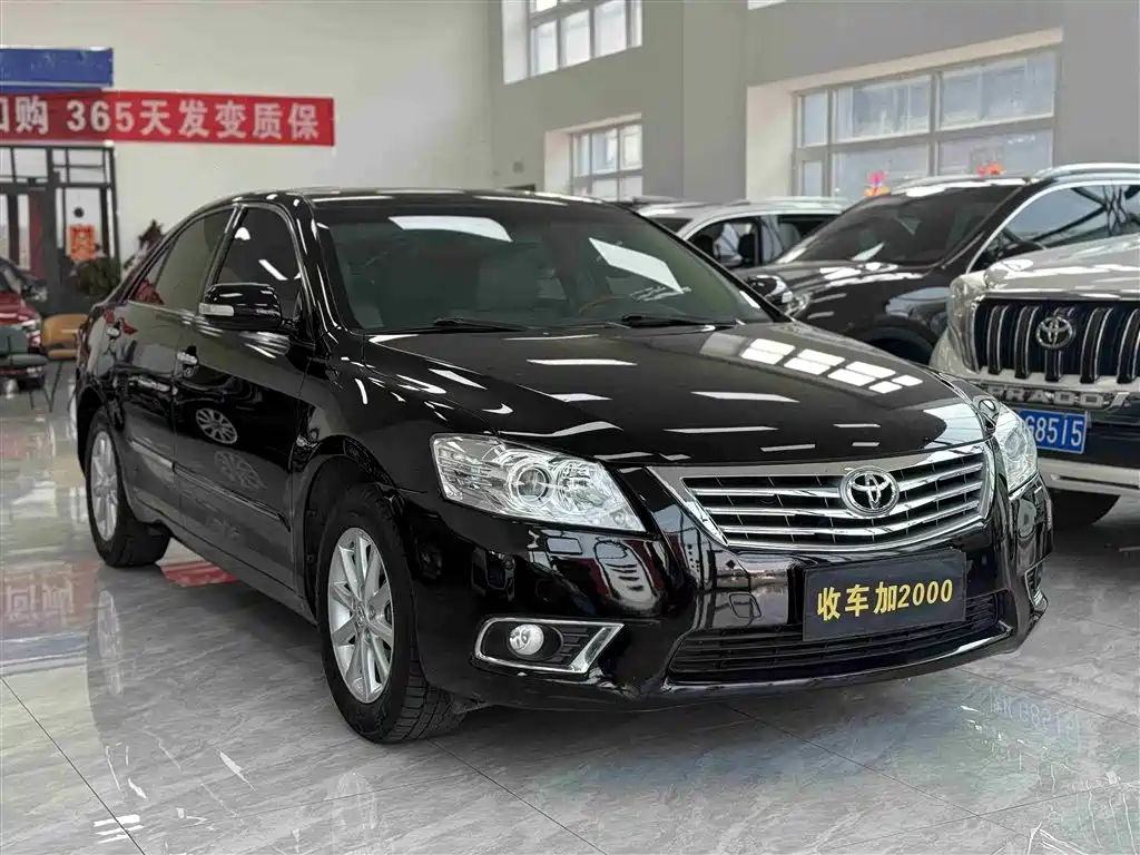 Toyota Camry 2010 240G Luxury Edition фото 3
