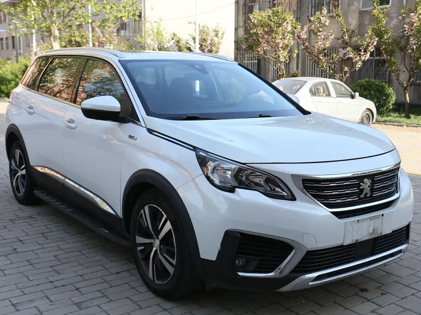 Peugeot 5008 2017 350THP 7-seat Elite Edition фото 3