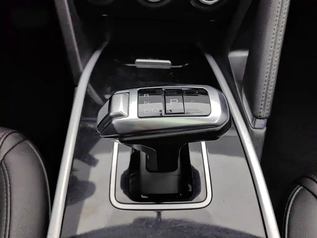 Photo 13 - Haval H6