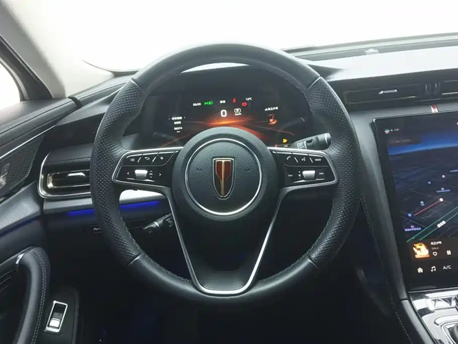 Hongqi H5 2024 2.0T Automatic Smart Connect Flag Smooth Edition фото 15