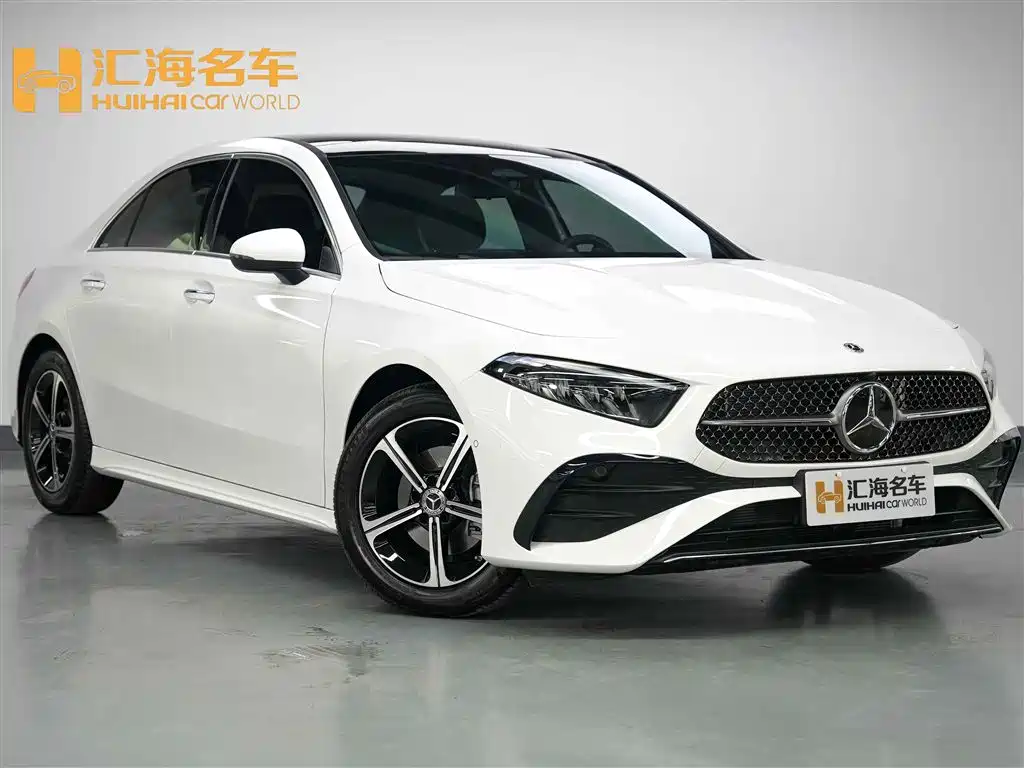 Mercedes-Benz A-Class 2025 Facelift A 200 L Fashion Edition фото 3