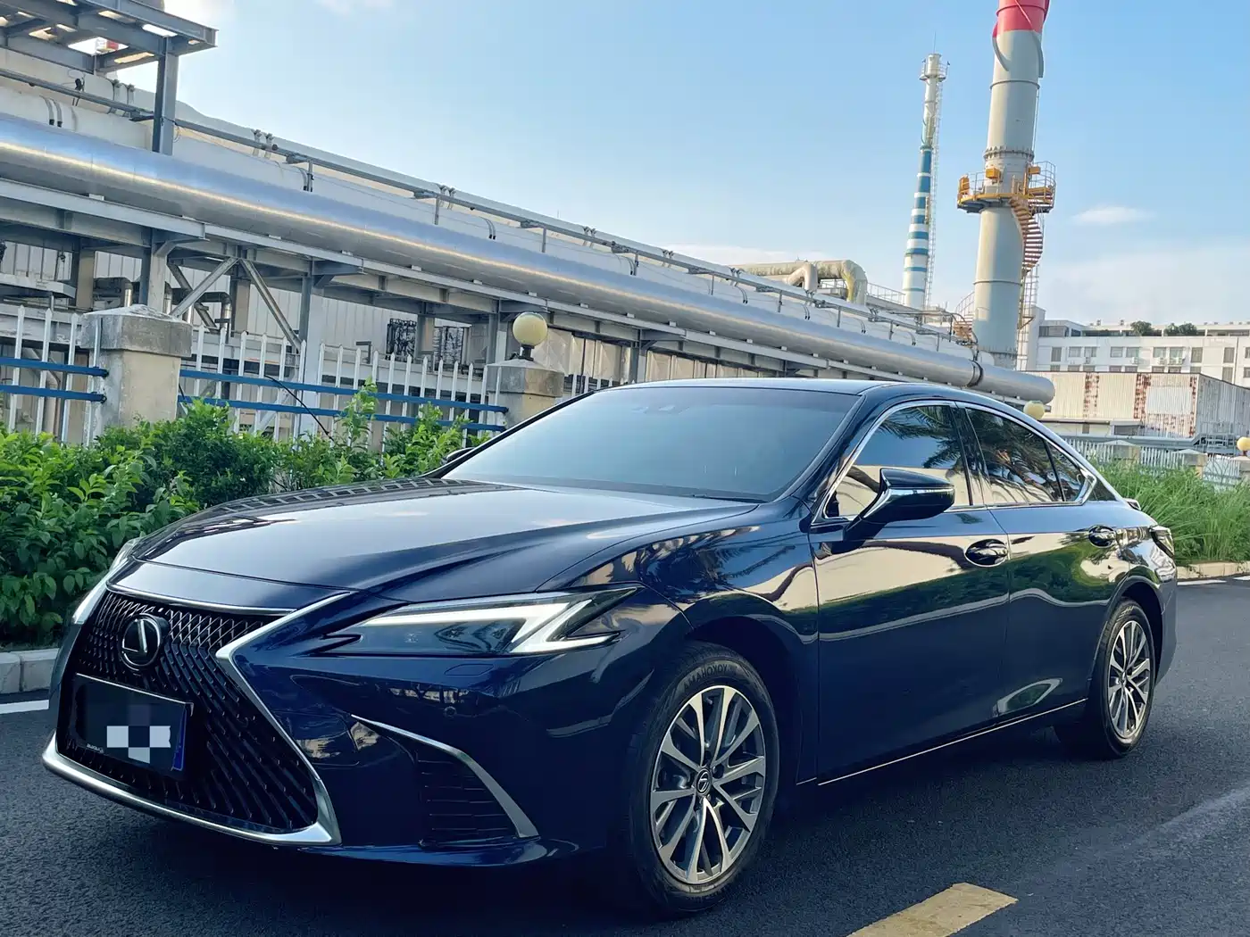 Lexus ES 2025 200 Ultimate Edition фото 2