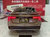 Фото 22 - Lynk & Co 03