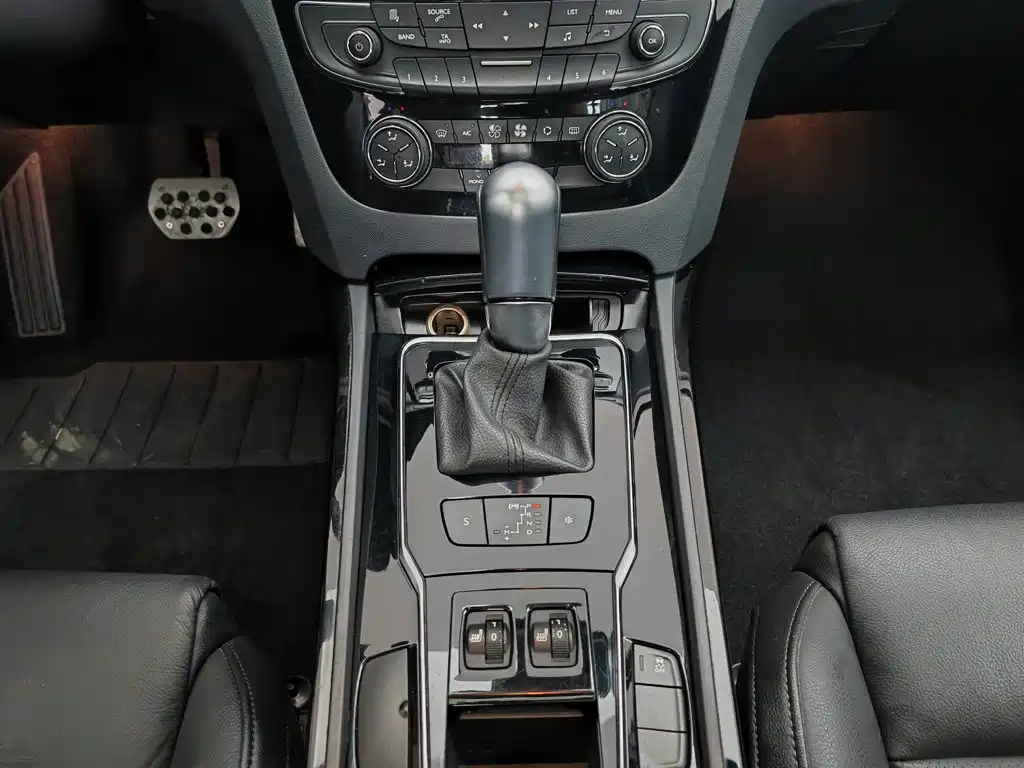 Фото 13 - Peugeot 508