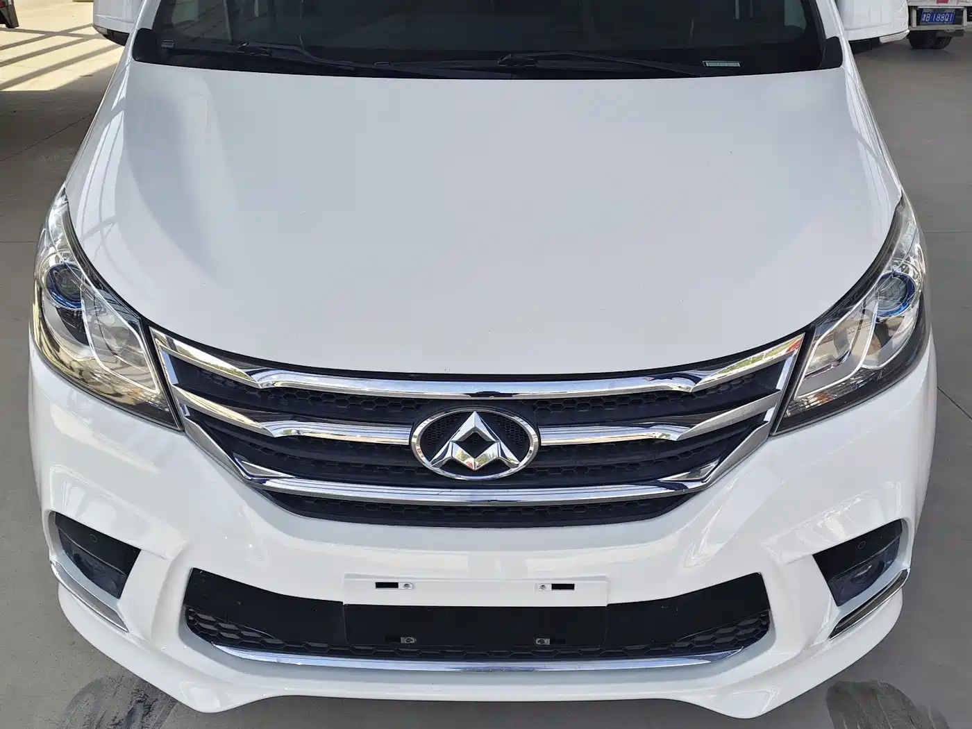 SAIC Maxus Maxus G10 2018 PLUS 2.0T Automatic Executive Edition