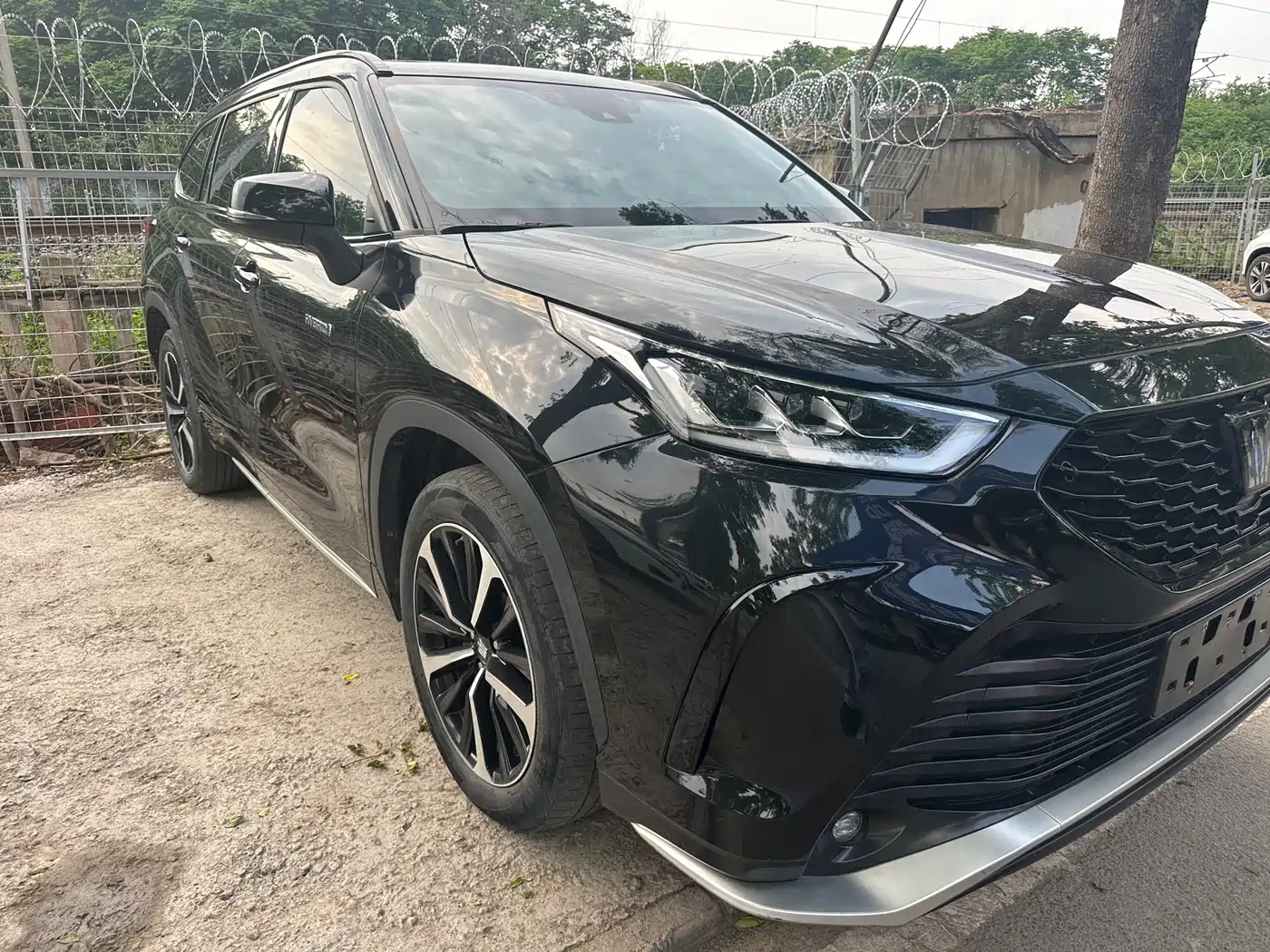 Toyota Crown Kluger 2021 2.5L HEV 4WD Luxury фото 3