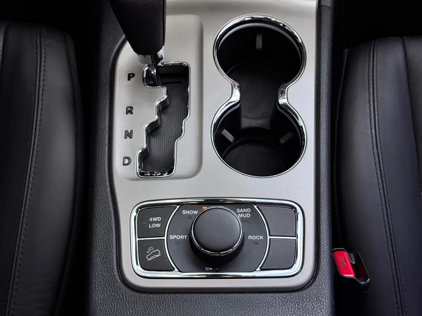 Фото 16 - Jeep Grand Cherokee (Import)