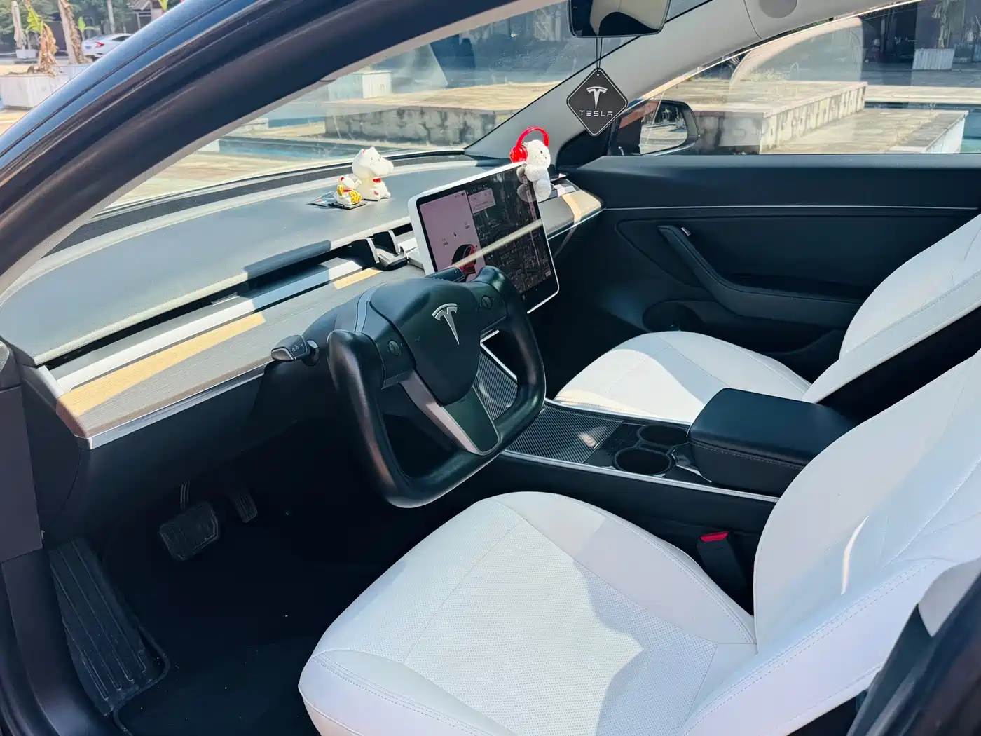 Tesla Model 3 (Import) 2019 2019 Long Range RWD Version