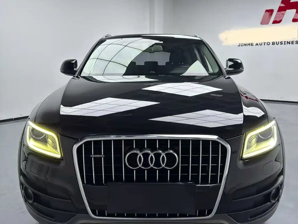 Audi Q5 2018 Collector's Edition 40 TFSI Technology фото 2