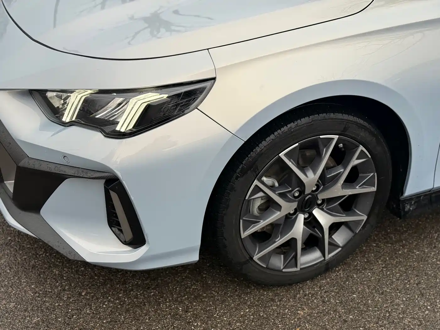 GAC Trumpchi Trumpchi Emkoo 2023 Shadow Leopard H Smart Hybrid фото 5