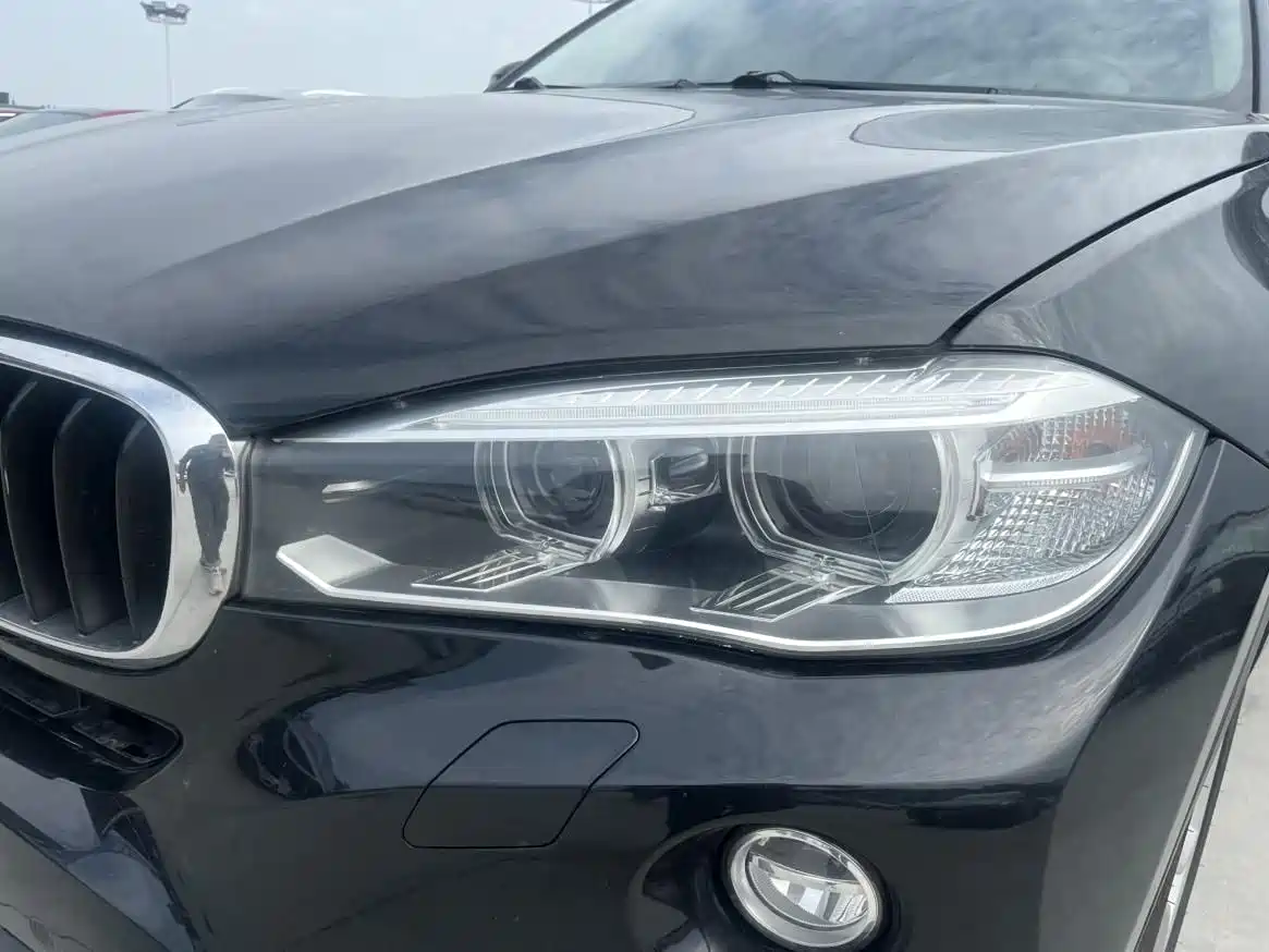 BMW X6 2015 xDrive35i Luxury Model фото 4