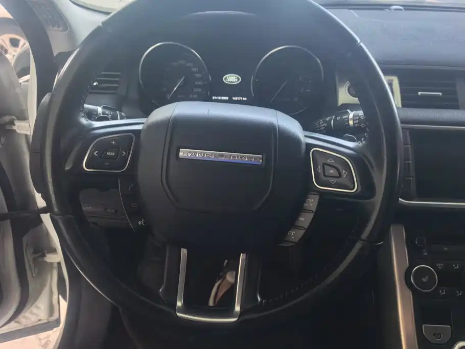 Land Rover Range Rover Evoque (Import) 2014 2014 2.0T 5-door Brilliance Sport