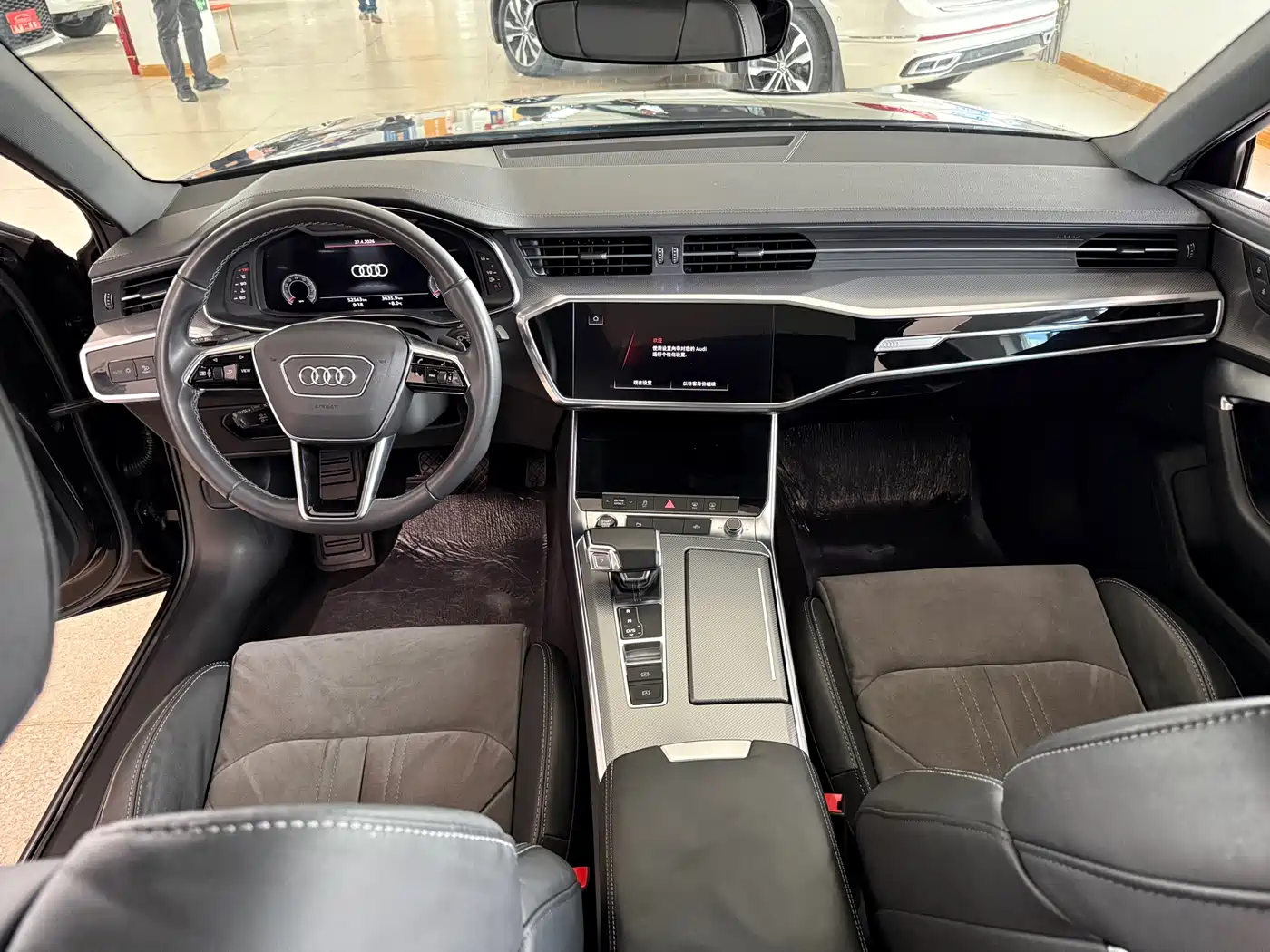 Audi A6L 2021 45 TFSI quattro Exclusive Sport фото 6