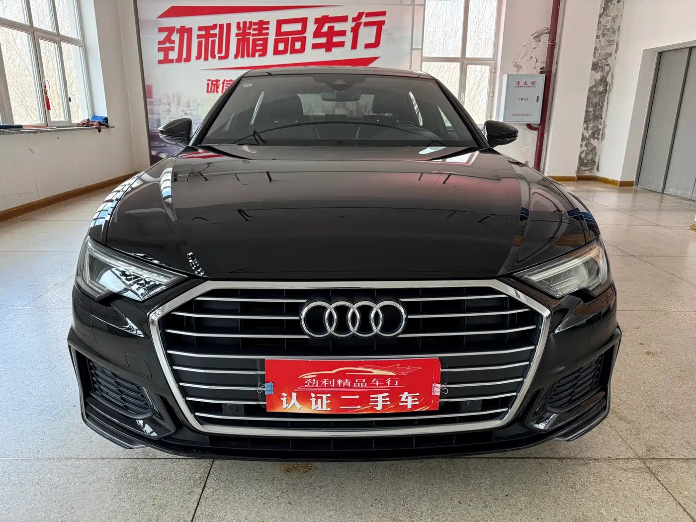 Audi A6L 2021 45 TFSI quattro Exclusive Sport фото 2