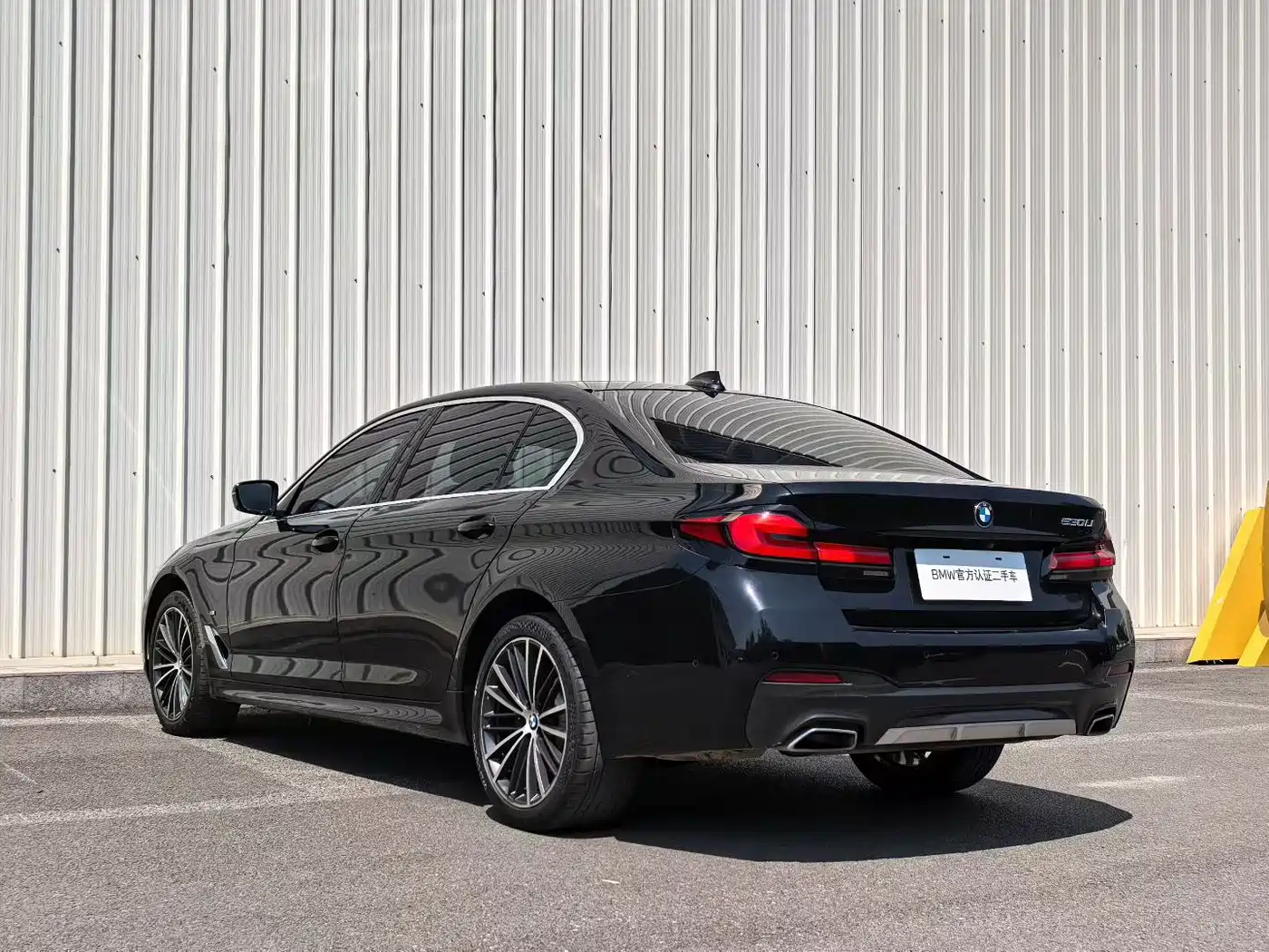 BMW 5 Series 2022 530Li Leading M Sport Package фото 9