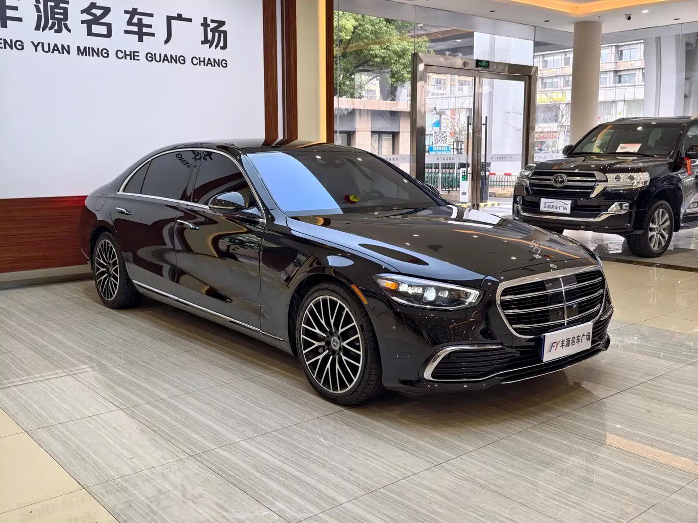 Mercedes-Benz S-Class 2022 S 500 L 4MATIC фото 3