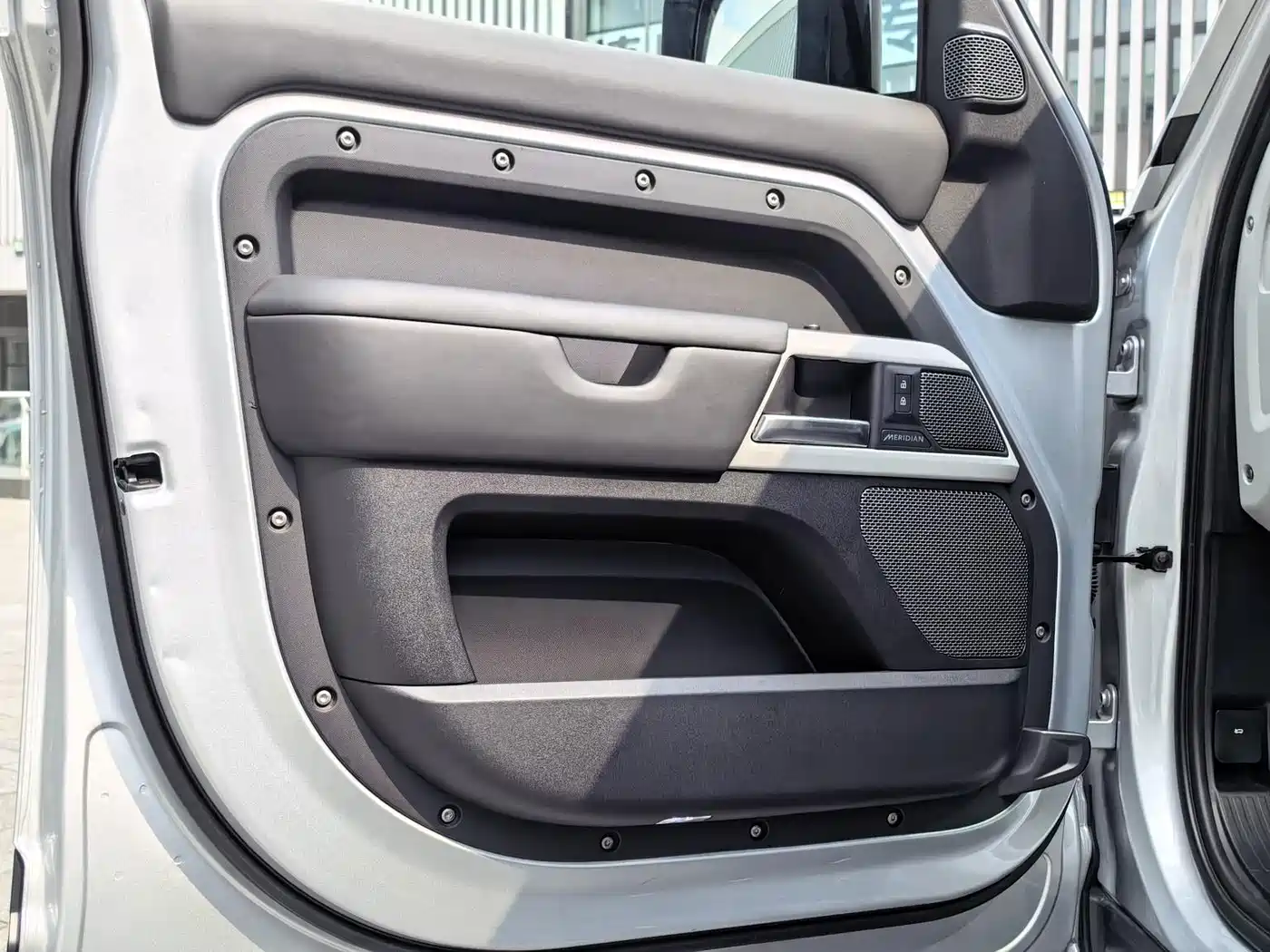 Фото 4 - Land Rover Defender
