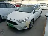 Фото 2 - Ford Focus