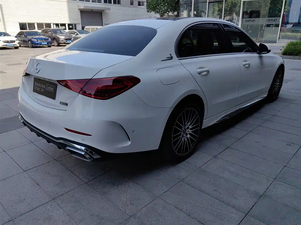 Mercedes-Benz C-Class 2024 C 260 L Sport фото 4
