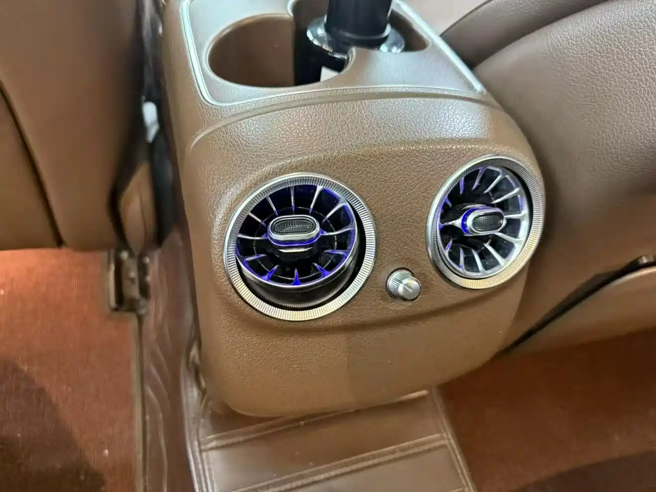 Mercedes-Benz E-Class 2020 Facelift E 260 L фото 13